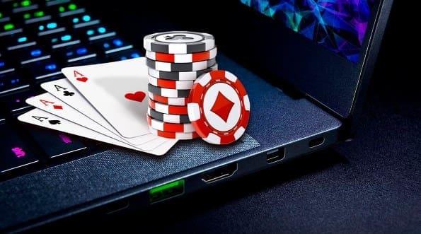 The Controversial Reality of Online Poker: Scam or Legit Play?